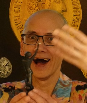 Micha krijgt de Cornelis Joppensz prijs